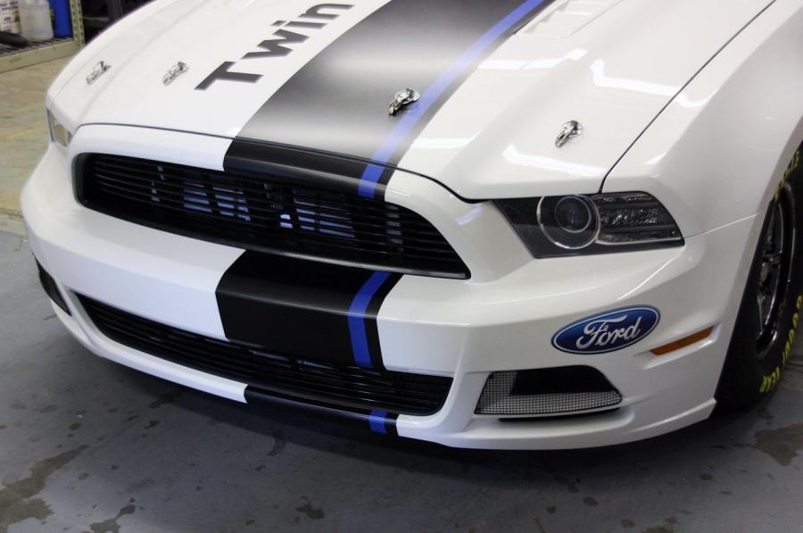  Ford Mustang Cobra Jet 2010 года  (фото 54 из 84)